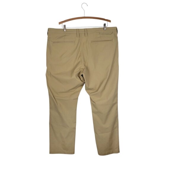 Bluffworks Ascender Chino Pants 40x30 Khaki Travel Lightweight Regular Fit - Picture 2 of 15